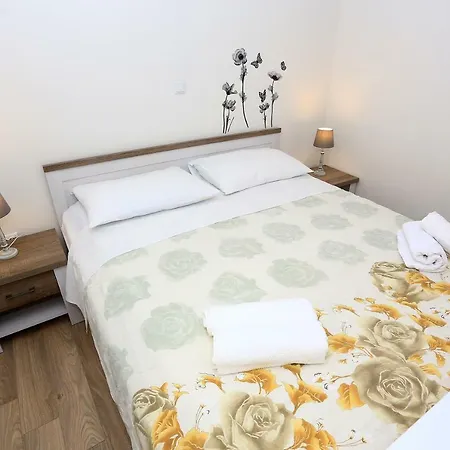 Apartment Bruno Lucija Zadar